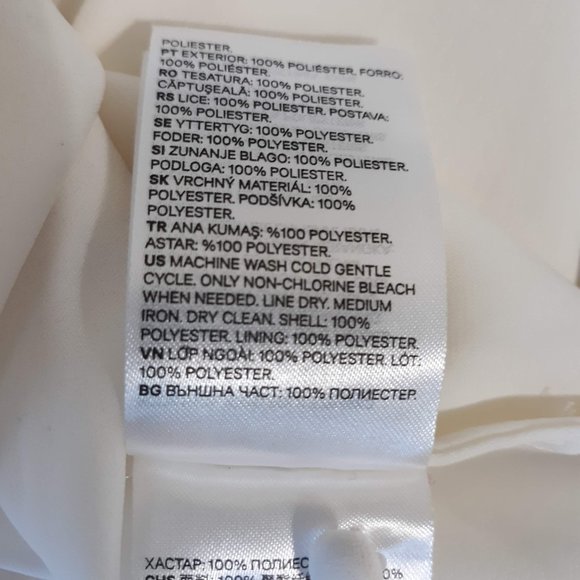 H&M pleat front blouse - Picture 6 of 6